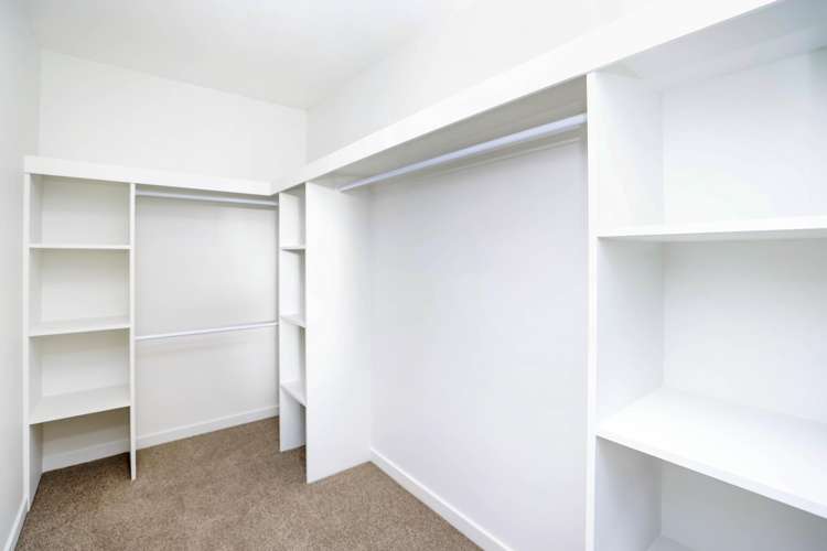 52 Strowan Avenue Elgin_25