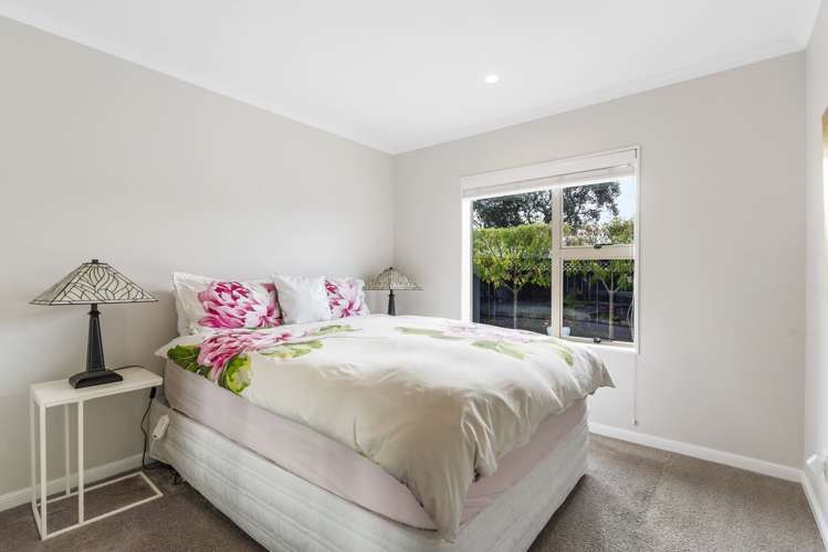 137 Mountain Road Mangere Bridge_18