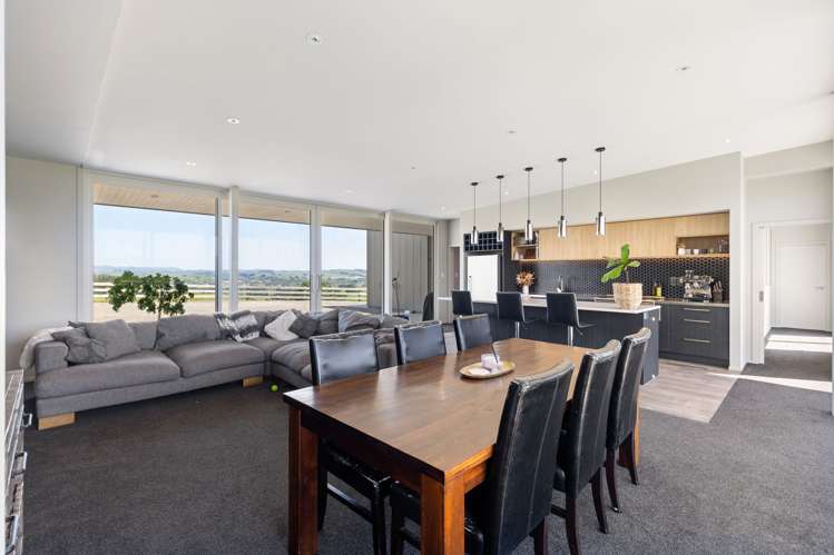 613 Ridge Road North Pahiatua_13