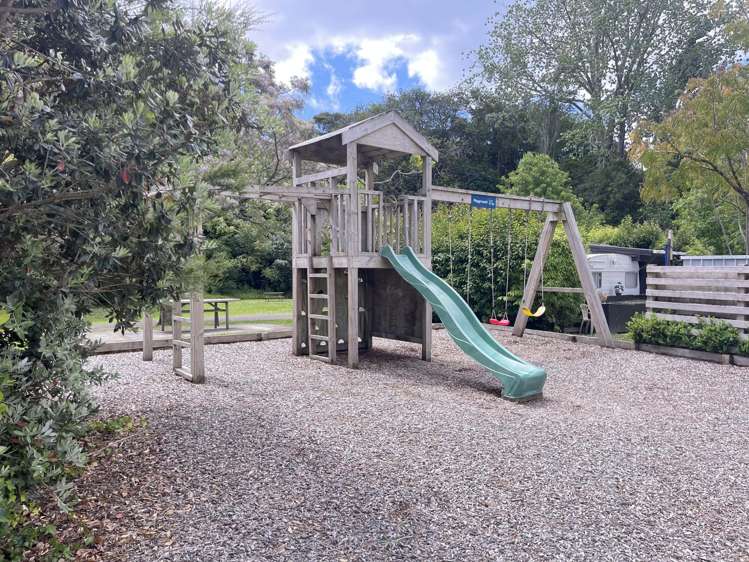 2 Orere Point Road Orere Point_5