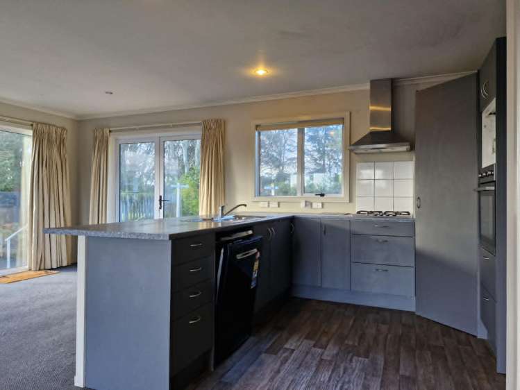 111 Glenpark Ave 2157_6