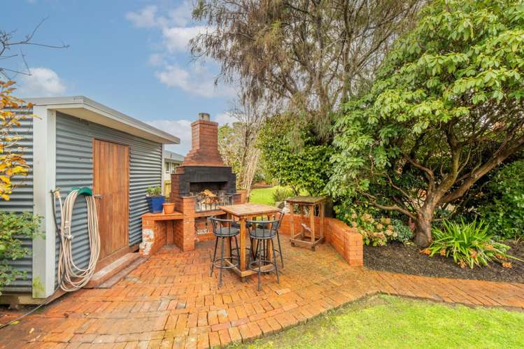 740 Queens Drive Waikiwi_29
