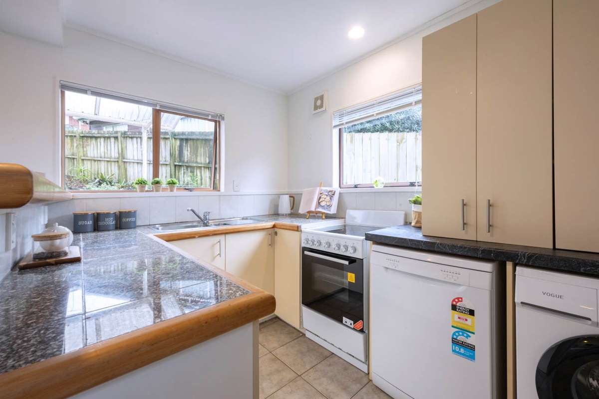 2/45B Pleasant Street_3