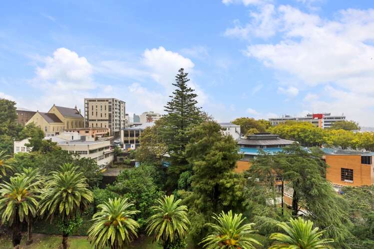 7c/18 Scotia Place City Centre_11