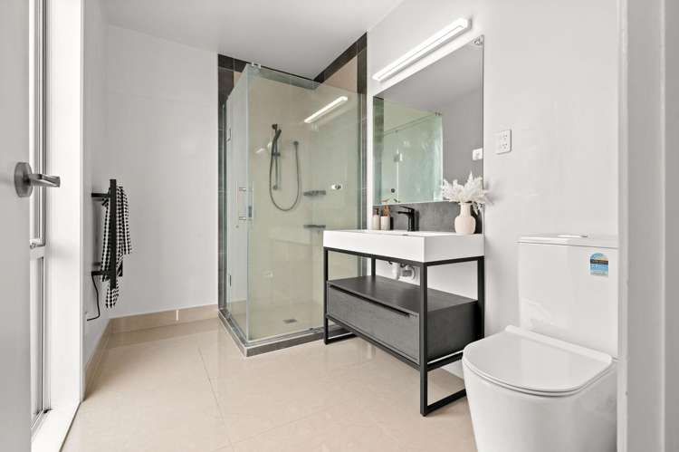 10 Paiaka Place Rototuna North_12