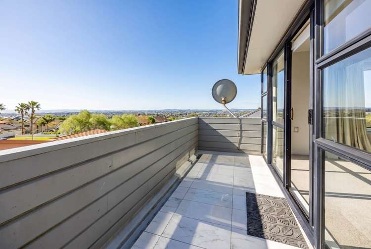 2/12 Santa Monica Place Goodwood Heights_16