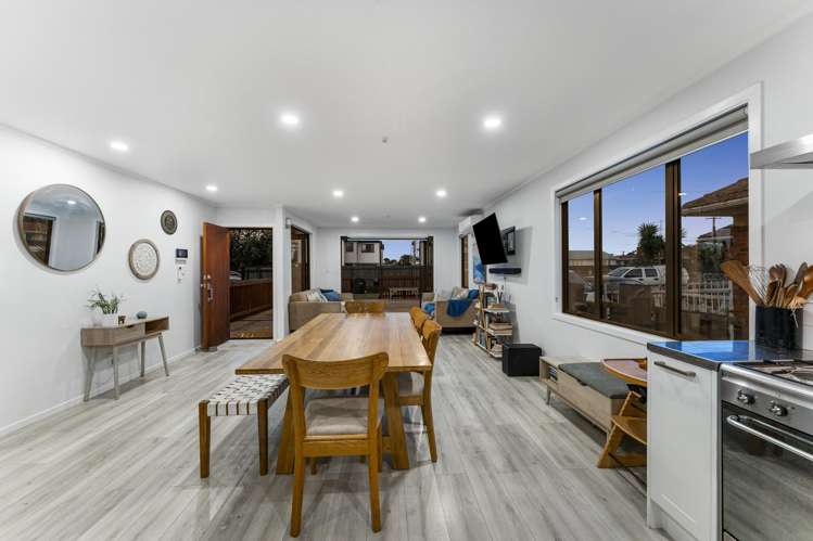 42 Harwood Crescent Otara_8