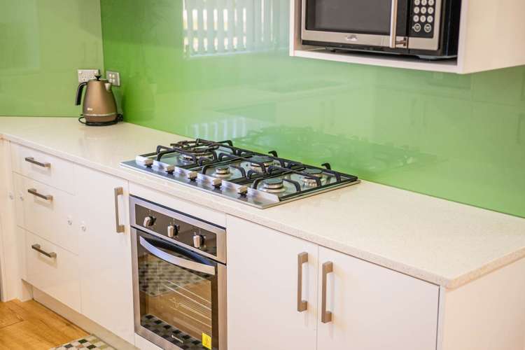 11 Castlepoint Avenue Takanini_20