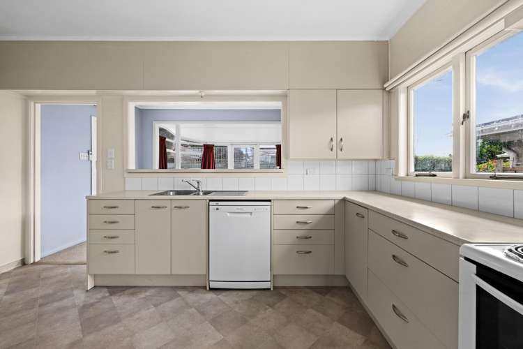 405 Purser Place Mahora_3