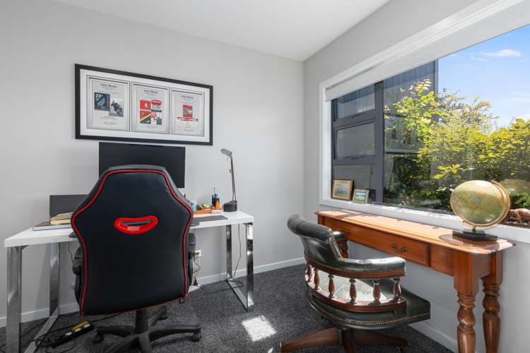 154 Endeavour Drive Whitby_18