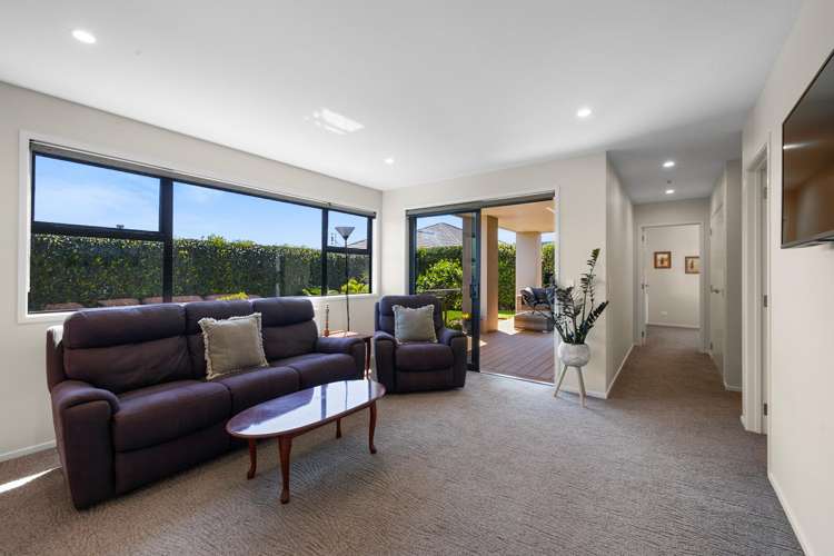 20 Kotare Drive Waiwhakaiho_12
