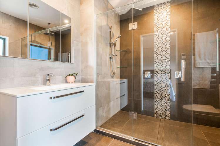 36 Gilbransen Road Kumeu_13