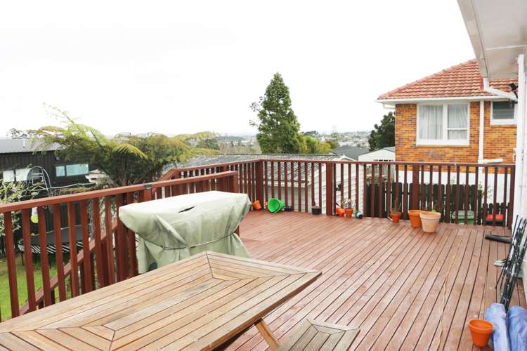 8 Mcfadzean Drive Blockhouse Bay_10