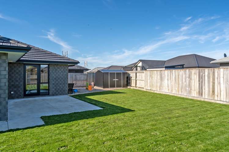 21 Maple Grove Solway_17