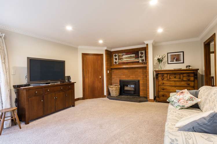 16 Glenbrook Drive Mosgiel_10