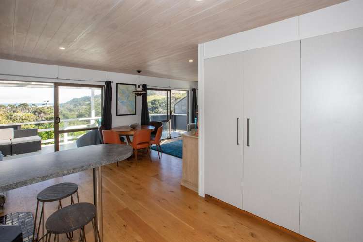 6569 Pouto Road Pouto_6
