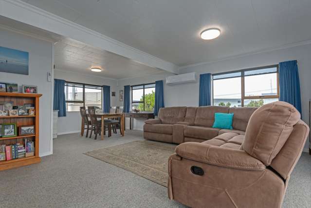 1 Kennedy Street Foxton Beach_4