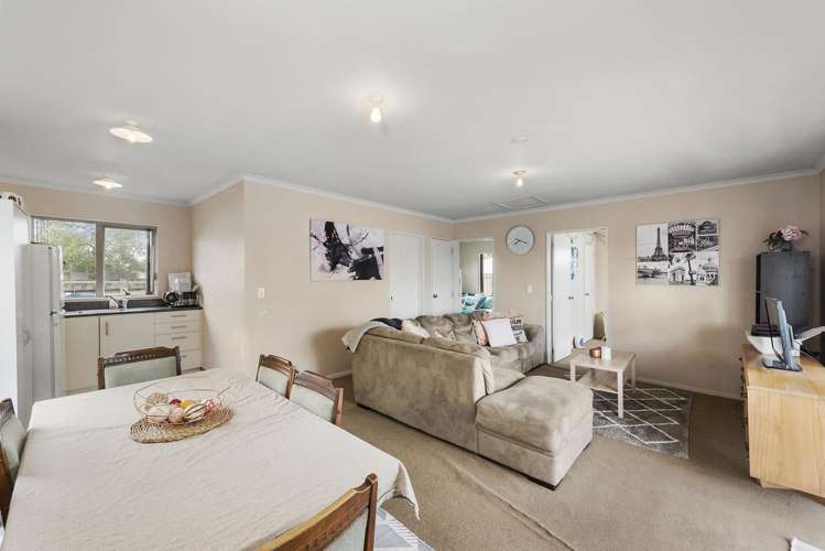 18 Tennyson Road Enderley_5