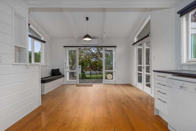 17 Pehi Kupa Street Waikanae_2