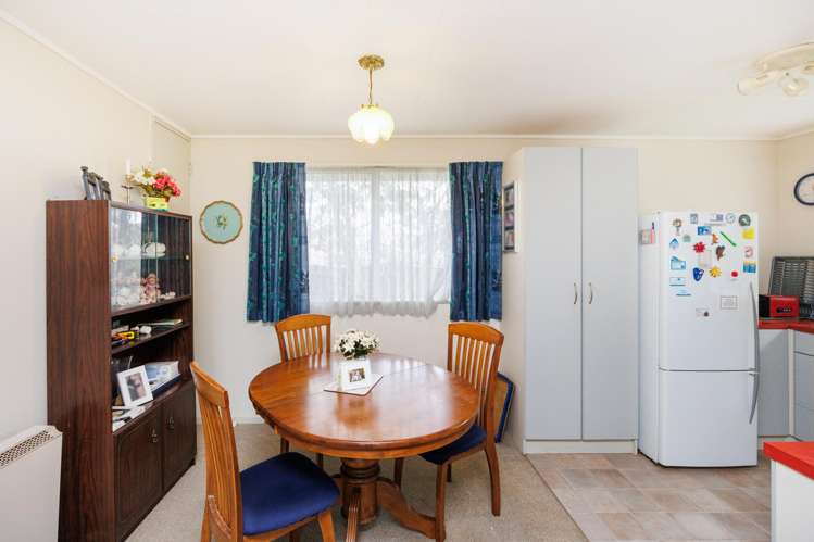 24B Cargill Grove Kelvin Grove_8