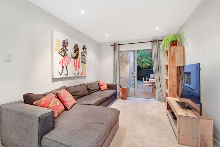 115 Waldorf Crescent Orewa_17