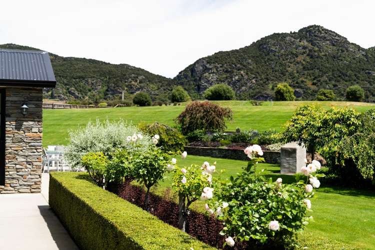 4 Monteith Road Albert Town_25