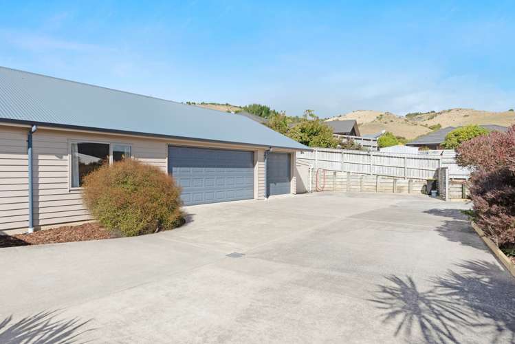 99 Bing Lucas Drive Tawa_1