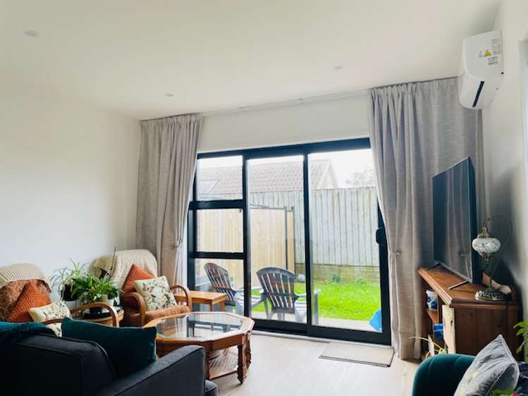 68 Rauemi Way Te Atatu South_10