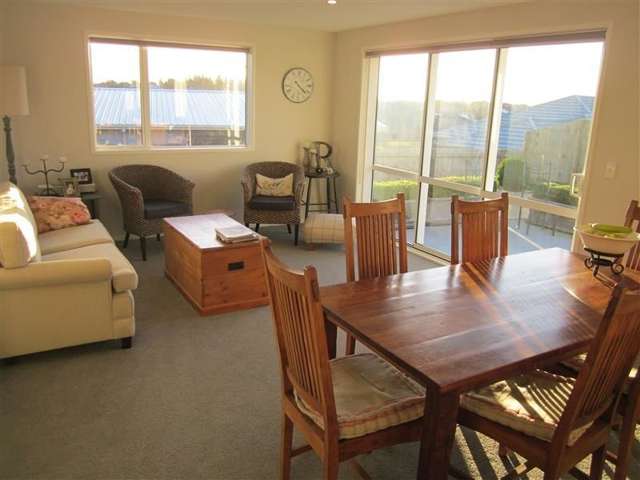 128 Rowesdale Drive Ohauiti_2