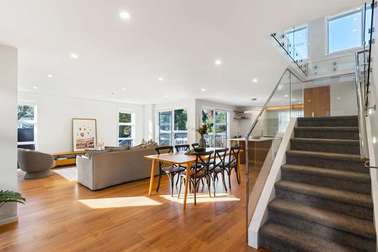 62A Vandeleur Avenue Birkdale_12