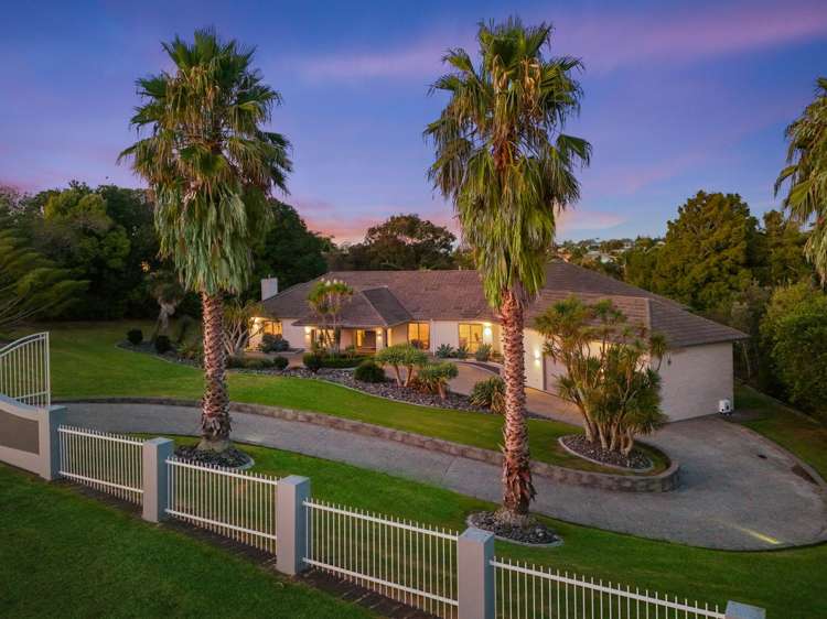 7 Burgundy Park Avenue Henderson_7
