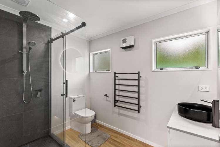 3/69 Awaroa Road Helensville_19