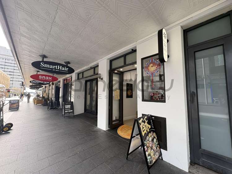 10/8 Commerce Street City Centre_8