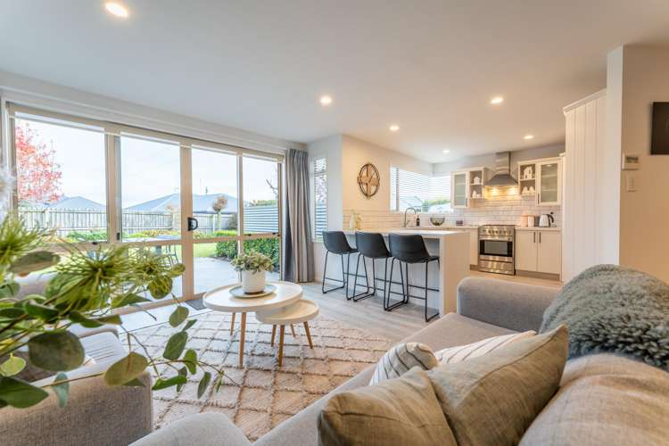 87 Temple Crescent_5