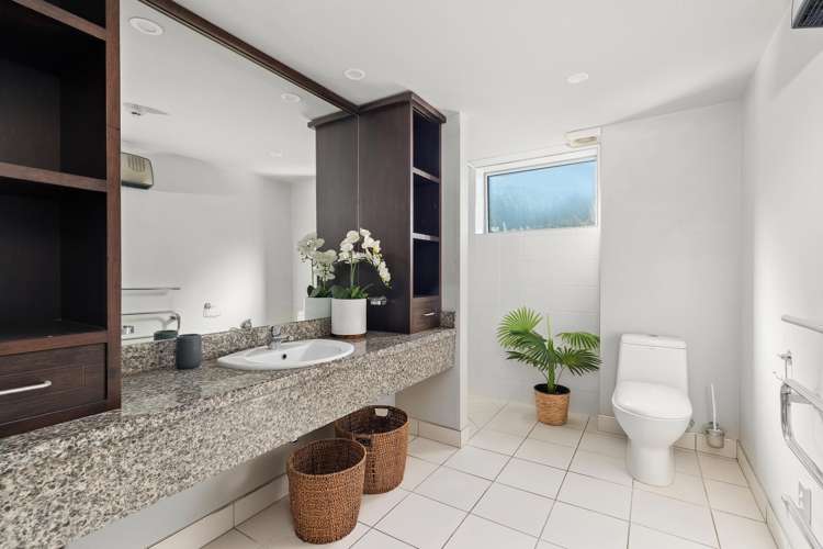 10/643 Frankton Road Queenstown_5