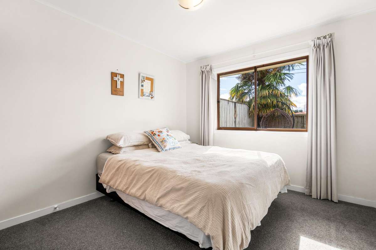 2/48 Byron Street_4