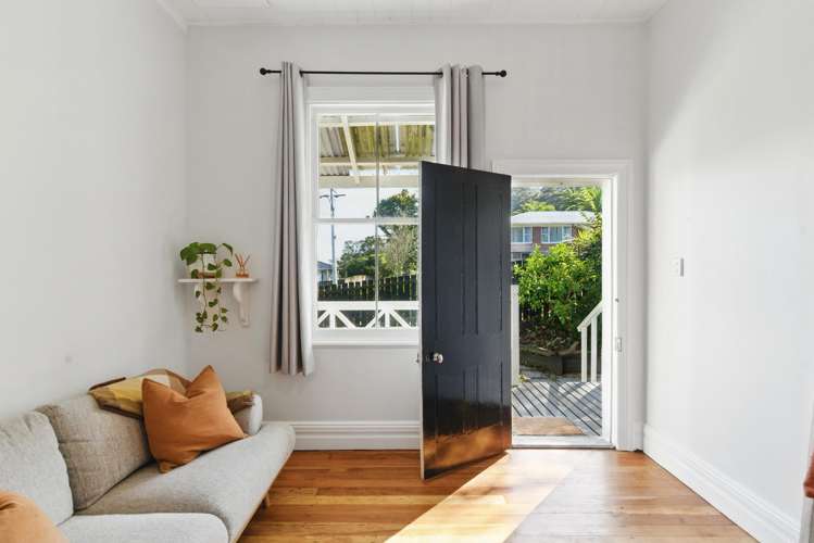 1B Burke Street_1