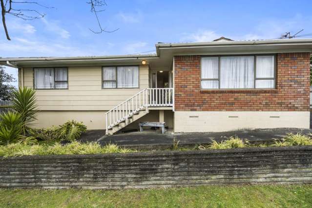 Unlock Your Dream Family Home in Mangere East!