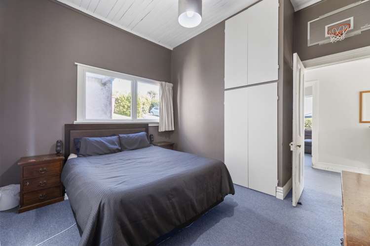 37 Blacks Road North East Valley_6