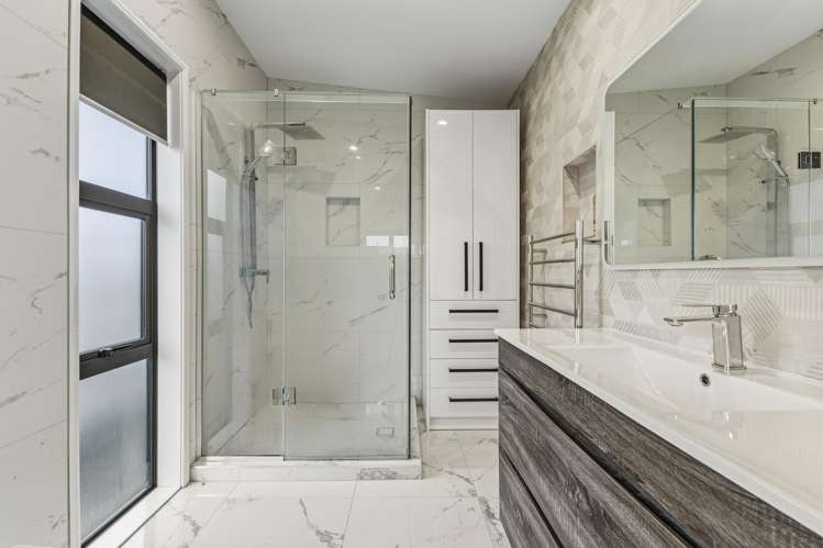 62 Castlebane Drive Flat Bush_15