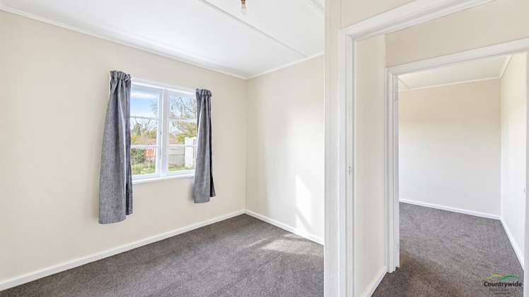 17 Esk Crescent Tokoroa_5