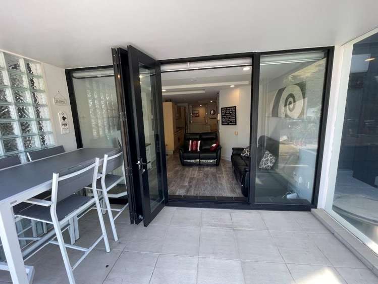 2/12 Adams Avenue 11229_9