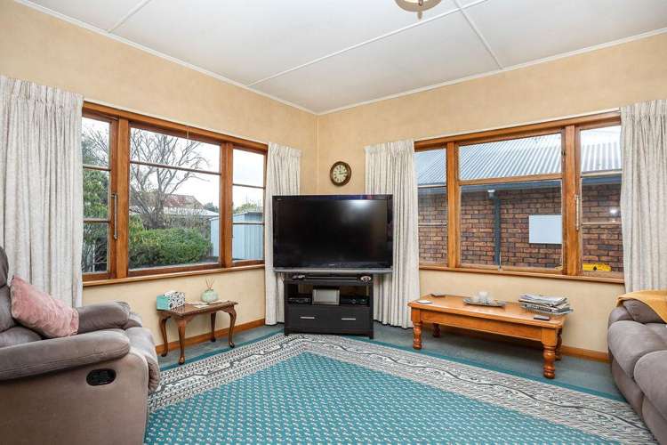 50 McPhee Street Dannevirke_6