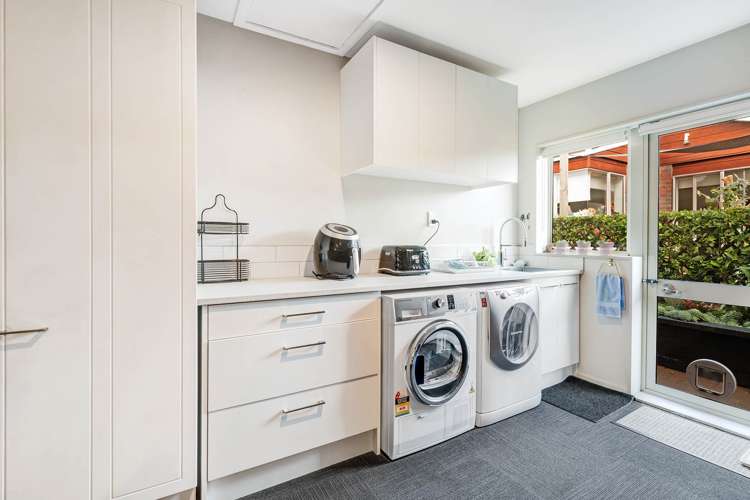 45 The Grove Red Beach_10