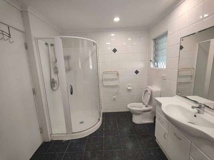 2 Mellons Bay Road 10679_14