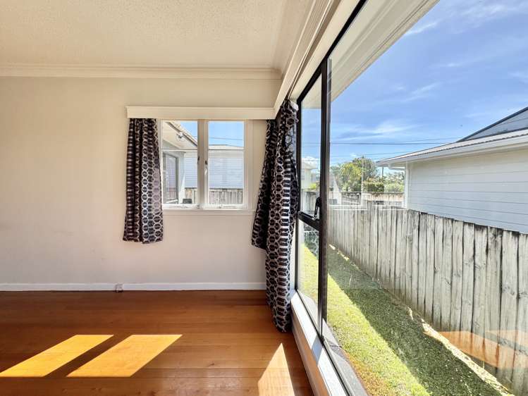 7 Marlene Avenue Te Atatu South_7