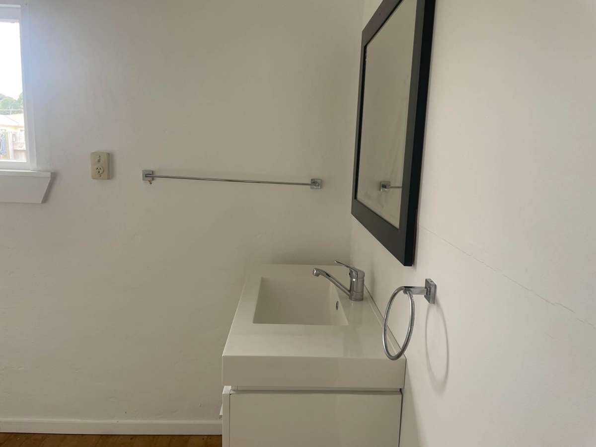 Kamo West Delight 5