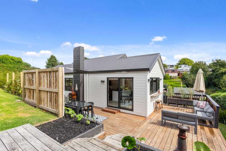 2 Fergusson Way Judea_5