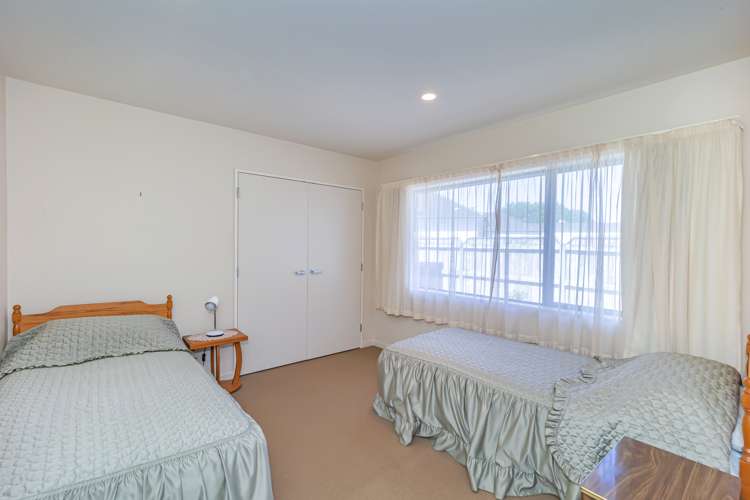 8 Campbell Grove Levin_7