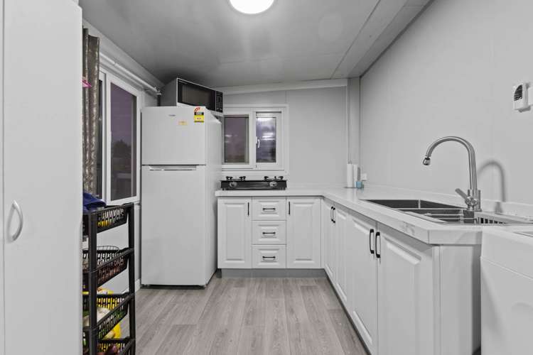 11 Lincoln Road Manurewa East_11